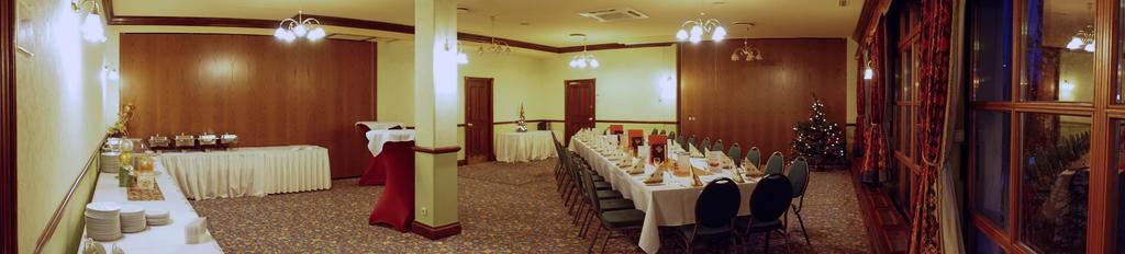 Jembo Park Hotel Iéna Extérieur photo